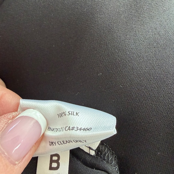 EILEEN FISHER Black Silk Tunic Top Size M Bronze beaded neckline - Picture 6 of 7